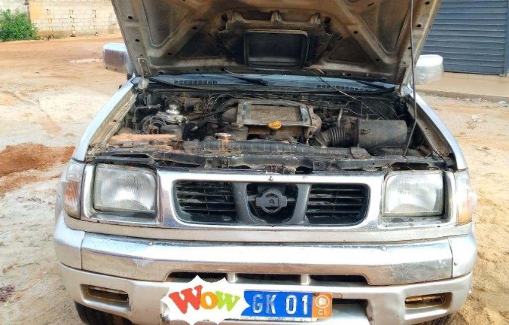 Nissan Navara 2000 à Abidjan - Photo 9