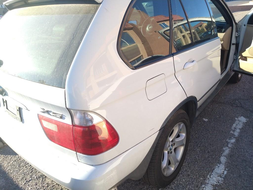 Clean X5 BMW in United States - Image 2