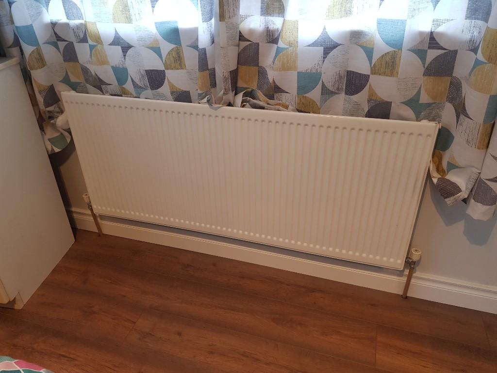 1400x600 single RADIATOR in Dublin - Image 1