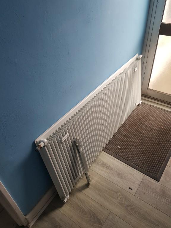 1400x600 single RADIATOR in Dublin - Image 2