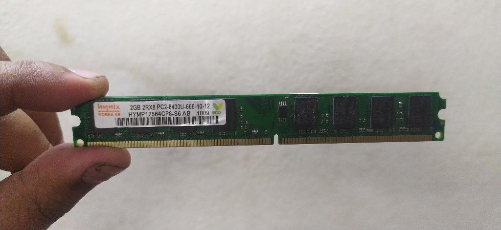 Hynix 2gb DDR2 Computer Ram In Working Condition in Hyderabad - Image 1