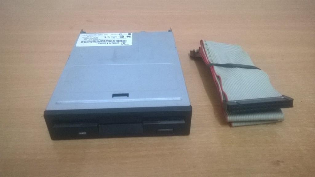 Floppy Disk Drives With Cable In Working Condition in Hyderabad - Image 6