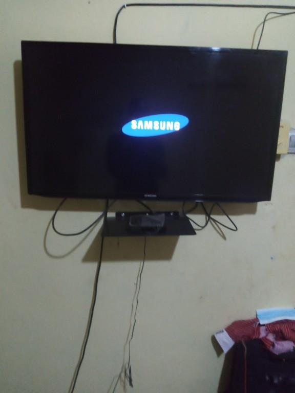 Samsung led tv in Oduponkpehe - Image 4