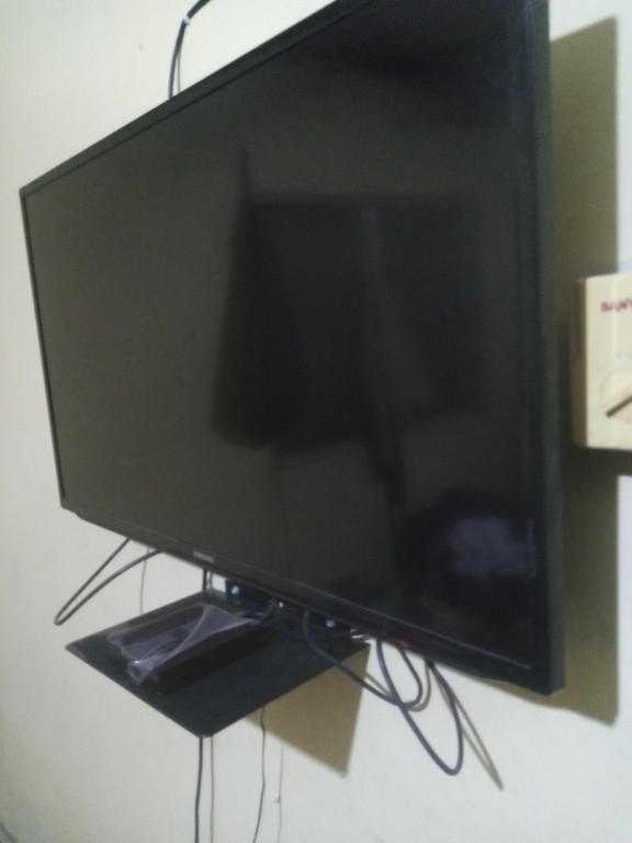 Samsung led tv in Oduponkpehe - Image 8