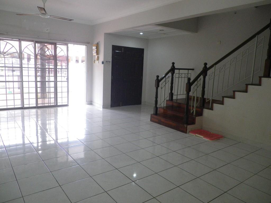 Selangor Bukit Rahman Putra 2-sty Intermediate House For Rent in Kampung Baru Subang - Image 3