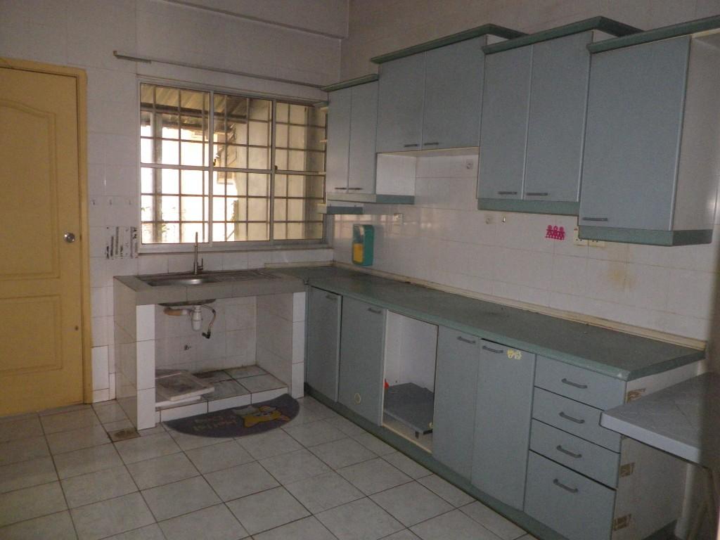 Selangor Bukit Rahman Putra 2-sty Intermediate House For Rent in Kampung Baru Subang - Image 4