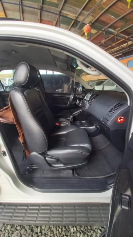SUV FOR RENT AT LOWEST PRICE in Bacoor - Image 2
