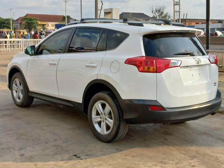 Toyota Rav4 Extremely Clean in Ejura - Image 5