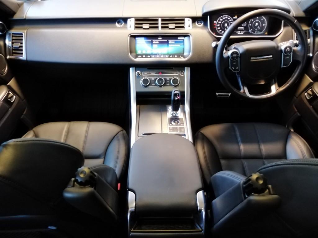 2017 Range Rover Sport 4.4 SDV8 HSE Dynamic in Bloemfontein - Image 6