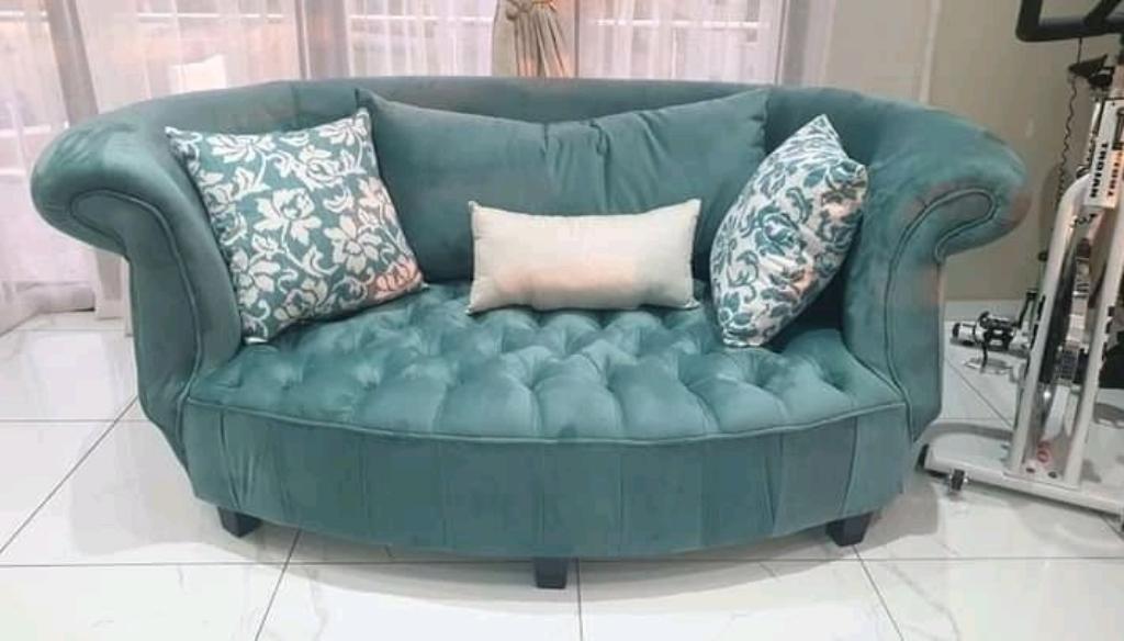 Cuddle couch /Cuddle chairs /Cuddle Sofa in Randburg - Image 2