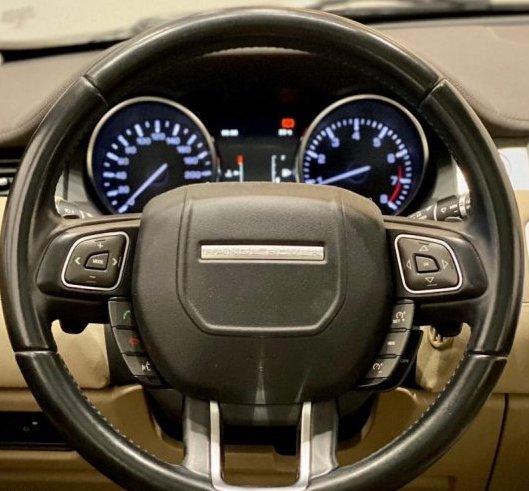 Range Rover Evoque CAR RENTAL in Queenstown - Image 2