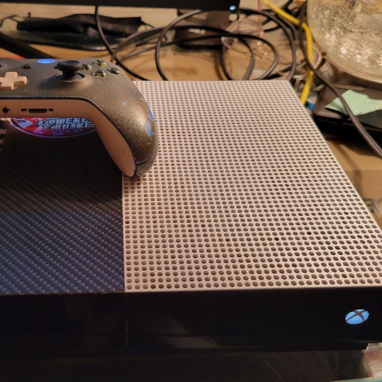 Xbox one s in Las Vegas - Image 1