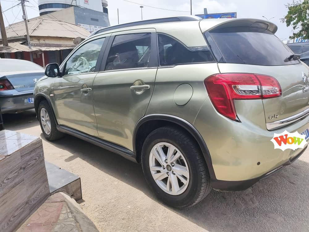 Citroën C4 2014 à Abidjan - Photo 3