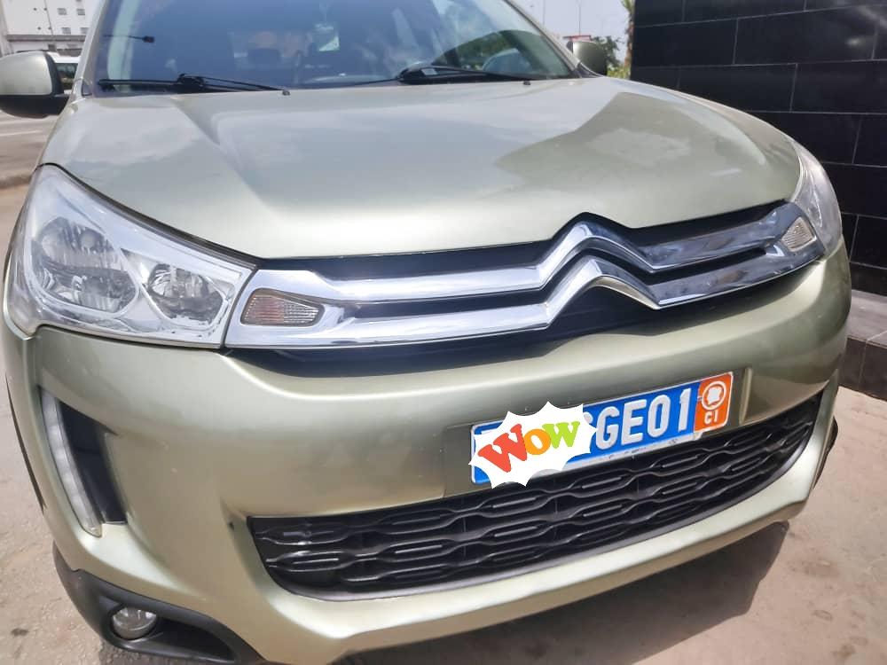 Citroën C4 2014 à Abidjan - Photo 4
