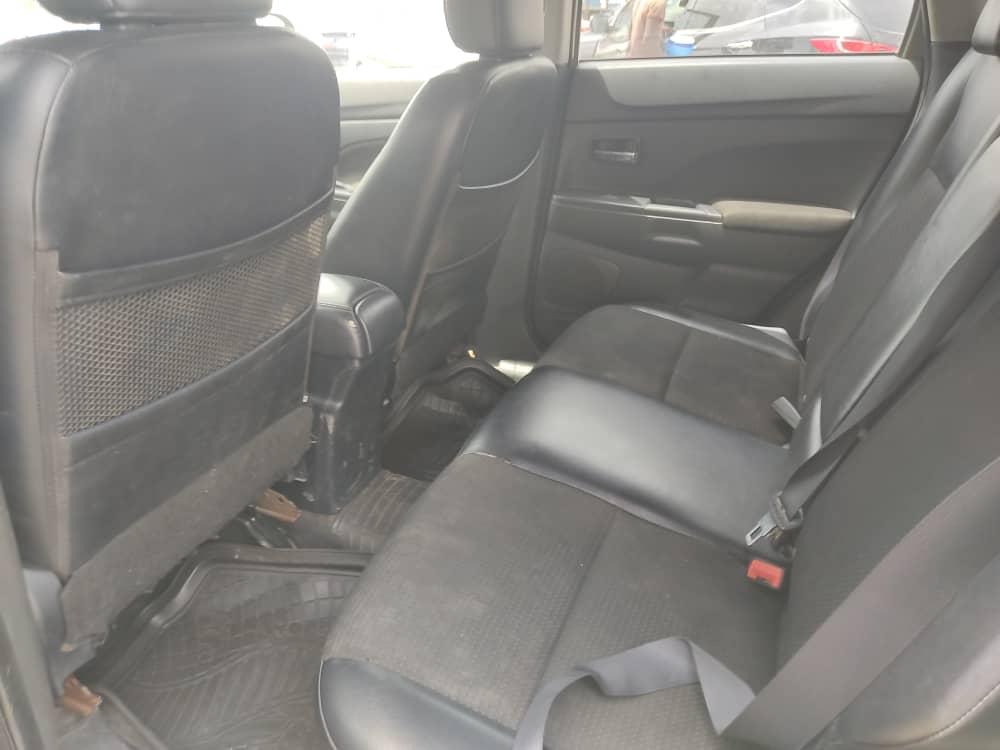 Citroën C4 2014 à Abidjan - Photo 7