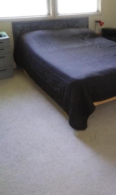 LARGE ROOM FOR RENT in United States - Image 1