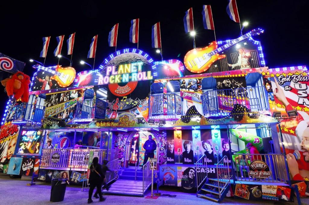 Valley Stream Carnival in New York - Image 10