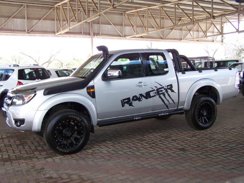 2010 (R64800) Ford Ranger TDCi Hi-trail XLT (064) 033 130 in Germiston - Image 3