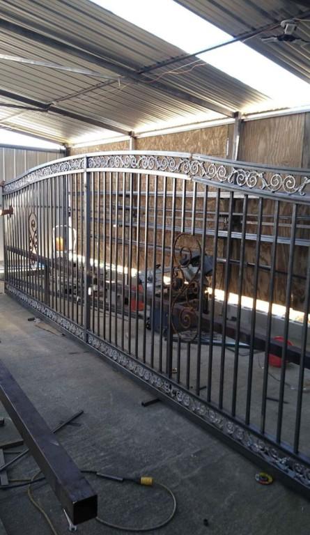 IRON WELDING WORKS en Florence-Graham - Imagen 16