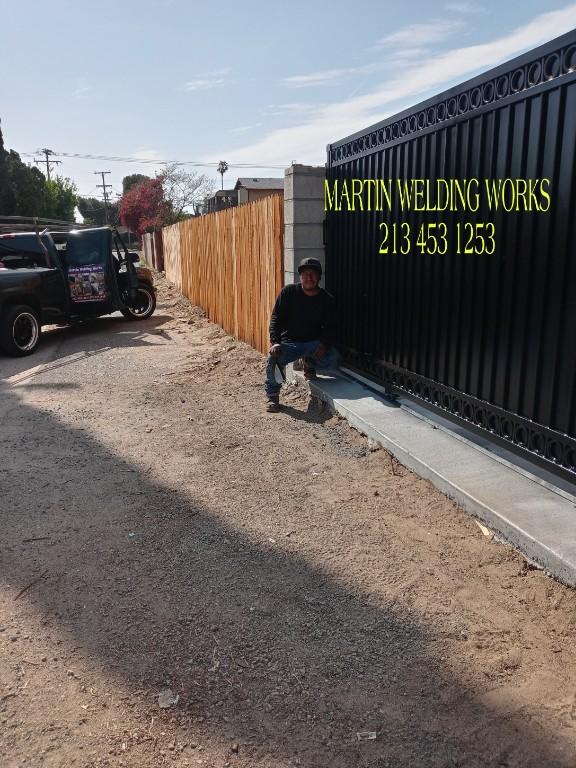 IRON WELDING WORKS en Florence-Graham - Imagen 17