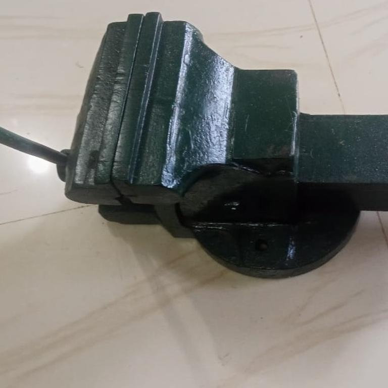 BENCH VISE in Anna Nagar - Image 2