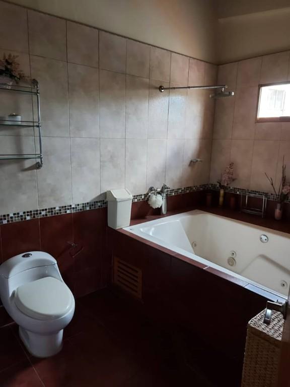CASA - TERRAZAS DEL CLUB HIPICO - 545 Mts2 en Venezuela - Imagen 13