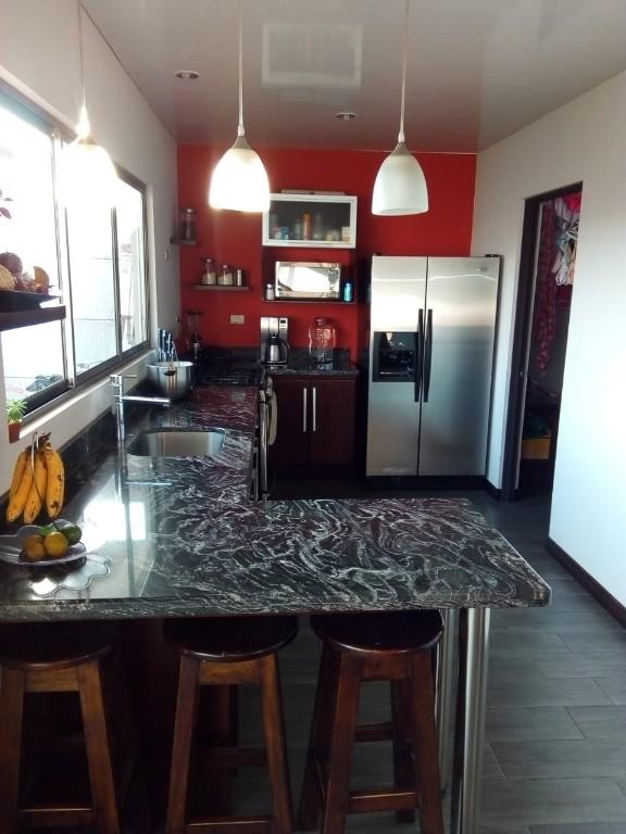 San Ramón, OFERTA, REBAJADA,Costa Rica,casa en venta moderna en Oreamuno - Imagen 2