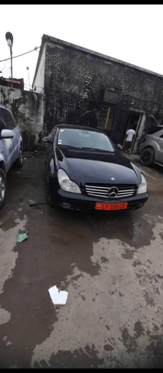 Mercedes CLS à Douala - Photo 1
