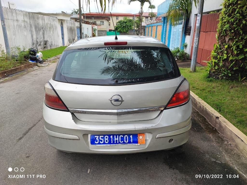 Opel vvvvv à Abidjan - Photo 4