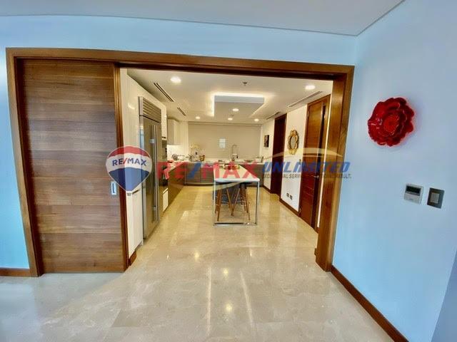 FOR SALE Two Roxas Triangle Furnished and Upgraded 3 BR Unit in Makati - Image 18