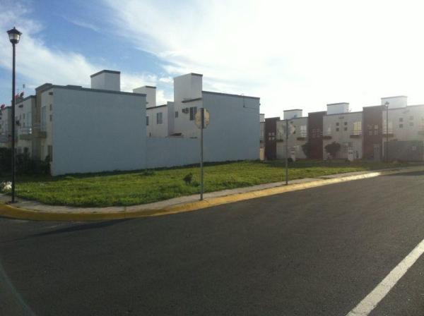 TERRENO COMERCIAL EN RENTA, EN ESQUINA en Boca del Río - Imagen 1