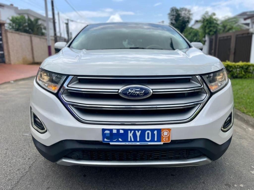 Ford Edge Titanium 2017 à Abidjan - Photo 1
