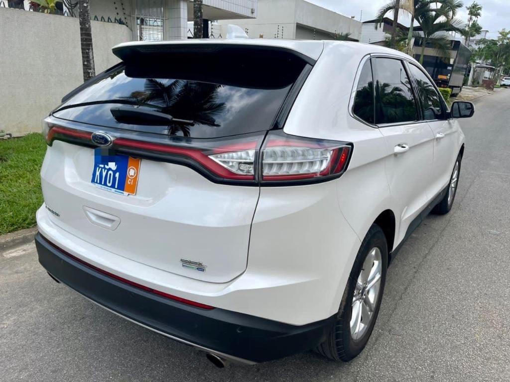 Ford Edge Titanium 2017 à Abidjan - Photo 6