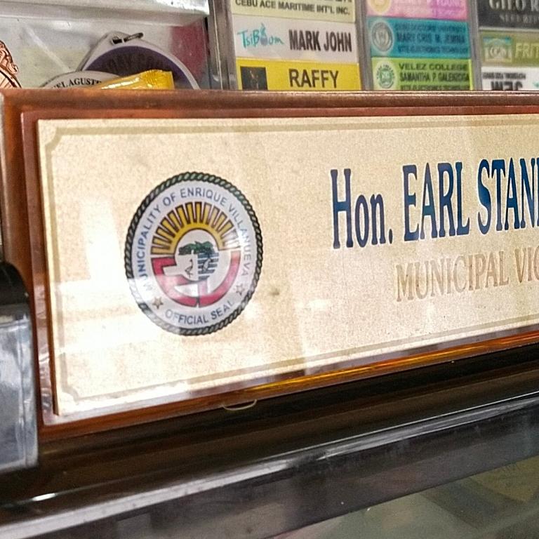 Table sign in Consolacion - Image 1