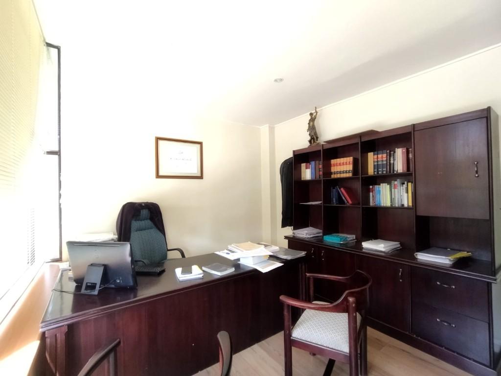 VENDO AMPLIA OFICINA CENTRO TEMUCO en Temuco - Imagen 5