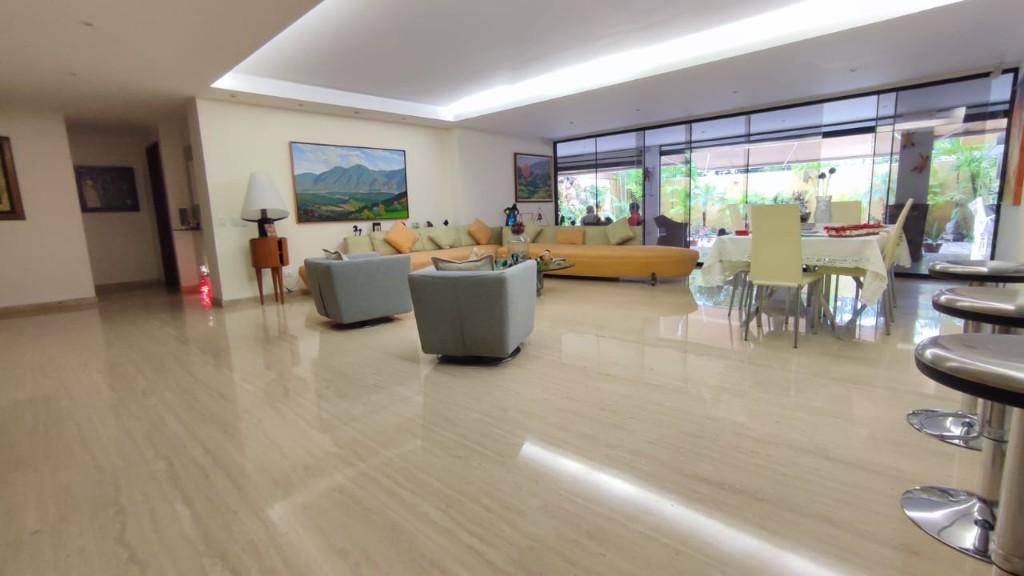 APARTAMENTO - LA CASTELLANA - 382 Mts2 en Venezuela - Imagen 2
