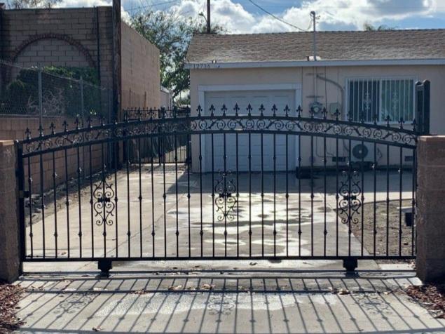 FENCING GATES WELDING IRON WORKS en Huntington Park - Imagen 17
