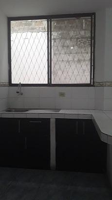 INMOBILIARIA ALARCÓN RENTA EXCELENTE CASA SECTOR AEROPUERTO en Montecristi - Imagen 13