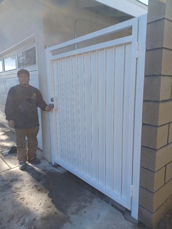 IRON WELDING WORKS en Gardena - Imagen 11