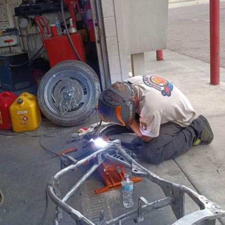 Harley Davidson Custom in Surprise - Image 5