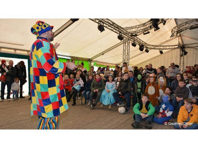 Spectacle de clown et animations de rue pour vos fêtes à Frameries - Photo 6