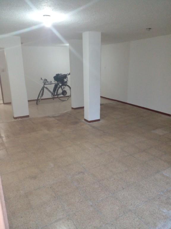 LOCAL ARRIENDO VIA PRINCIPAL en Quito - Imagen 3