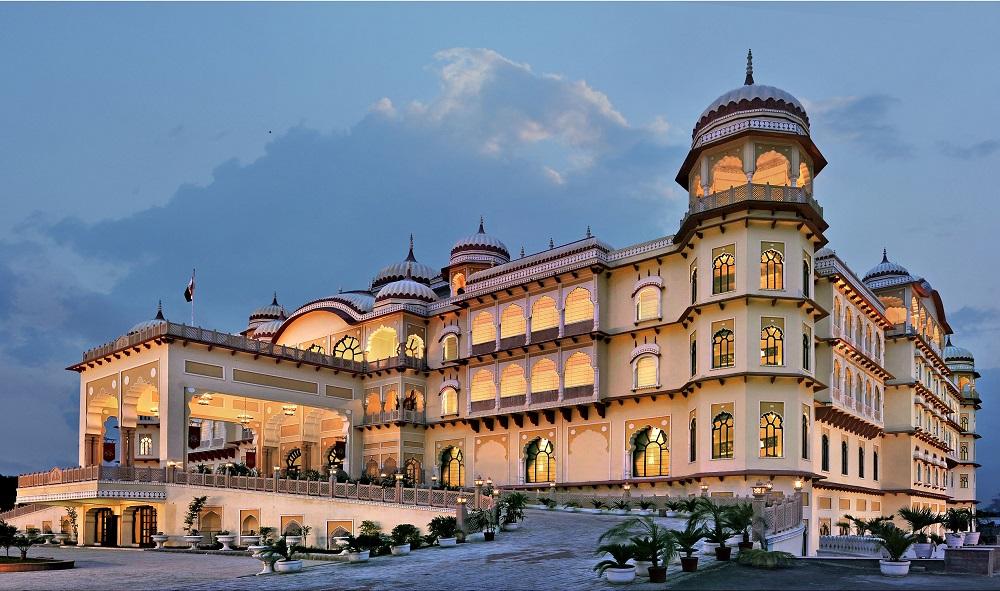 Car Rental Karnal | Karnal Car Rental with Driver in Karnal - Image 1