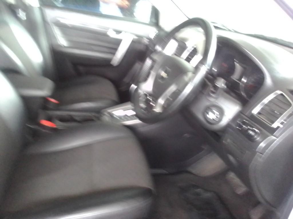2014 Chevrolet Captive 2.2 Engine Capacity Diesel with Automatic in Bedfordview - Image 4