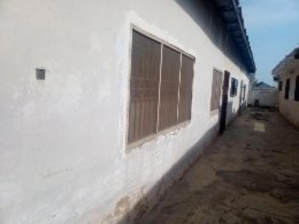 Warehouse For Rent At Darkuman Junction in Ghana - Image 2