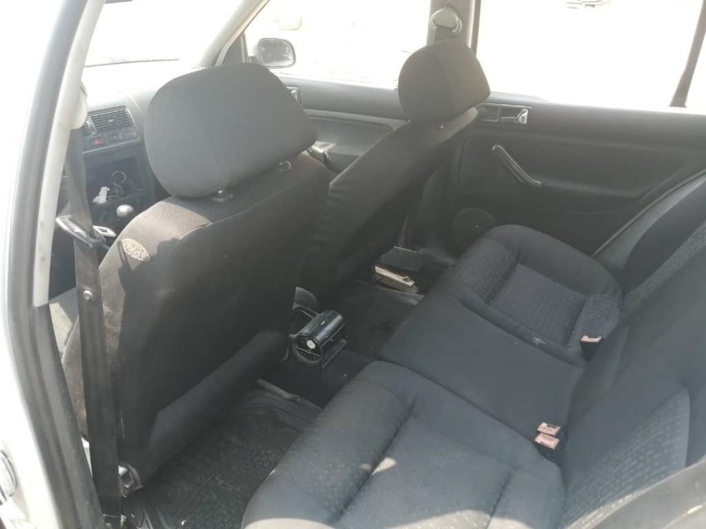 VOLKSWAGEN GOLF à Abidjan - Photo 5