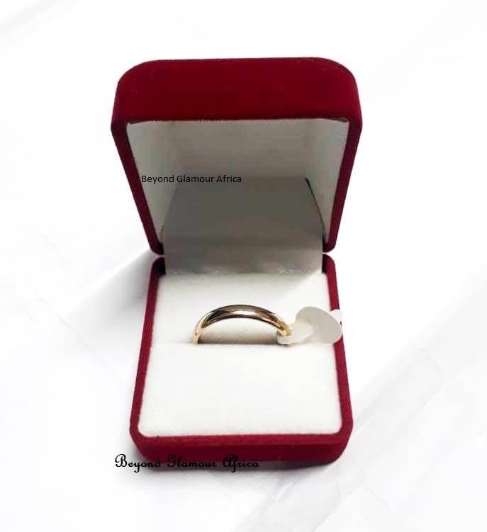 Red Square Velvet Ring Box in Nairobi - Image 1
