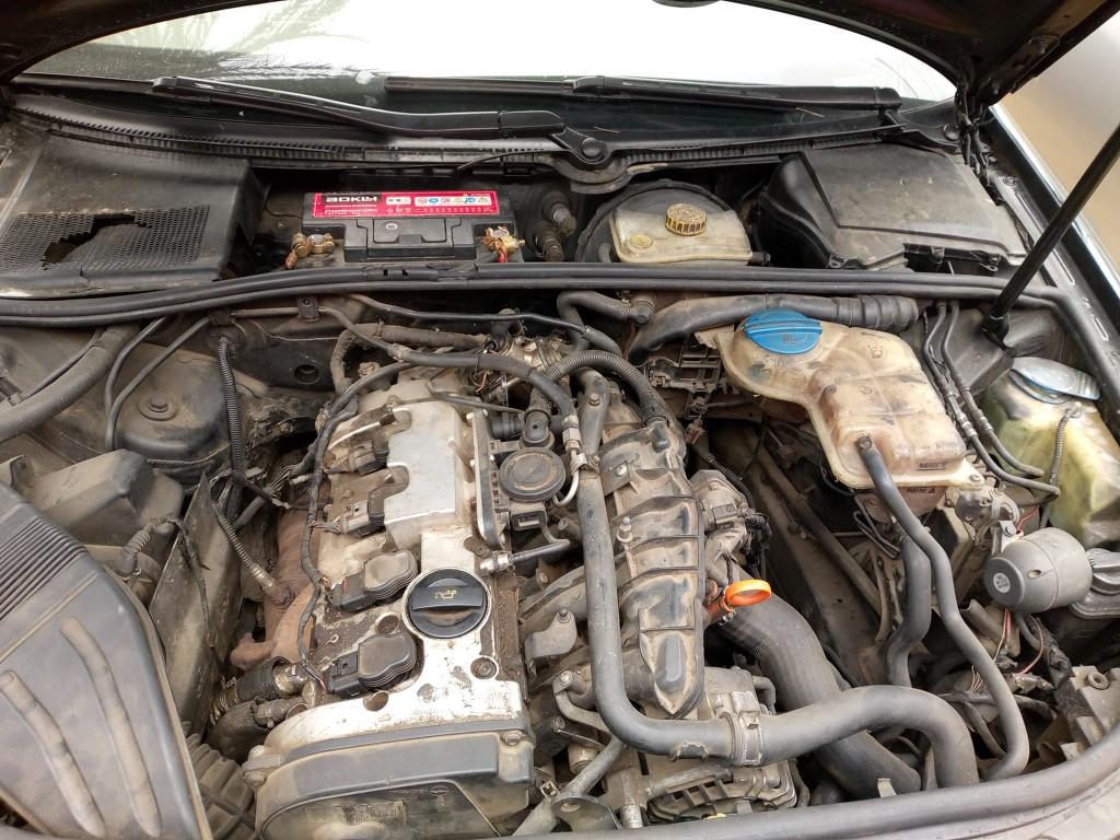 Audi A4 Boite Auto Mod 2007 à Abidjan - Photo 6