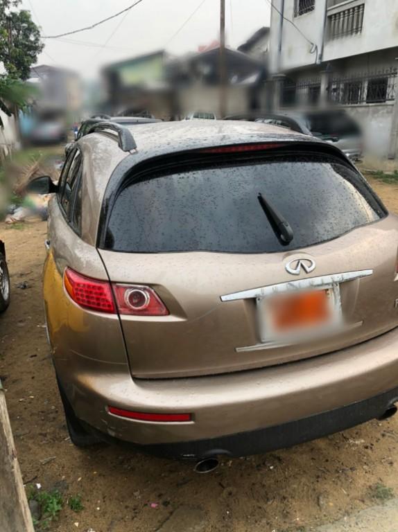 2008 Infiniti FX 35 à vendre / code 3880 à Douala - Photo 6