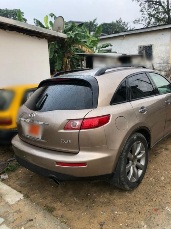 2008 Infiniti FX 35 à vendre / code 3880 à Douala - Photo 9